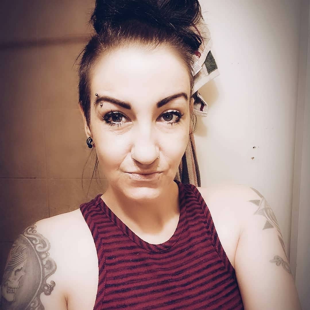 _LucieBee's tweet photo. #fbmemories #followme #subscribetoouryoutube https://t.co/CWYg3aWWhW
#Stonerfam #IAmCannabis #cannafam #staylifted #smokeweedeveryday #haveagreatday #ogextracts #beyourself #idontfitanymold #IamGDC #Mmemberville #wesmokegreatweed #duelingbongs™️ #iloveyouJoe❤💯 https://t.co/mNNk0CjT3p