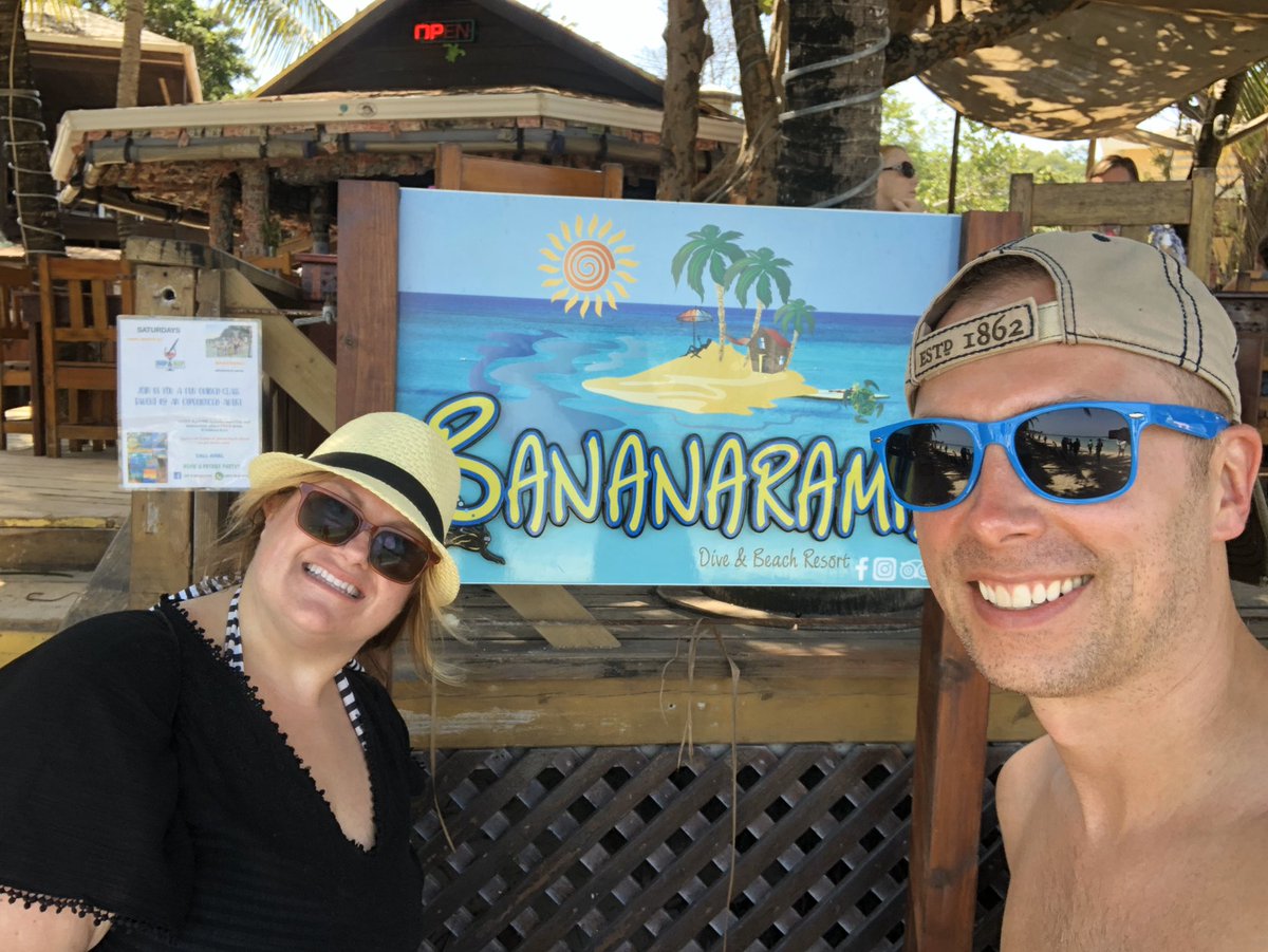 thiscruiselife's tweet photo. My favorite spot in #Roatan Honduras to spend a day: #Bananarama Dive & Beach Resort, home to the #ThirstyTurtle grill & bar.
They have an awesome #cruise ship package: $40 roundrip transport, welcome drink, beach chair, facilities use and snorkel gear!
https://t.co/vtnRQYLT1M https://t.co/xkW3DkkQ9j