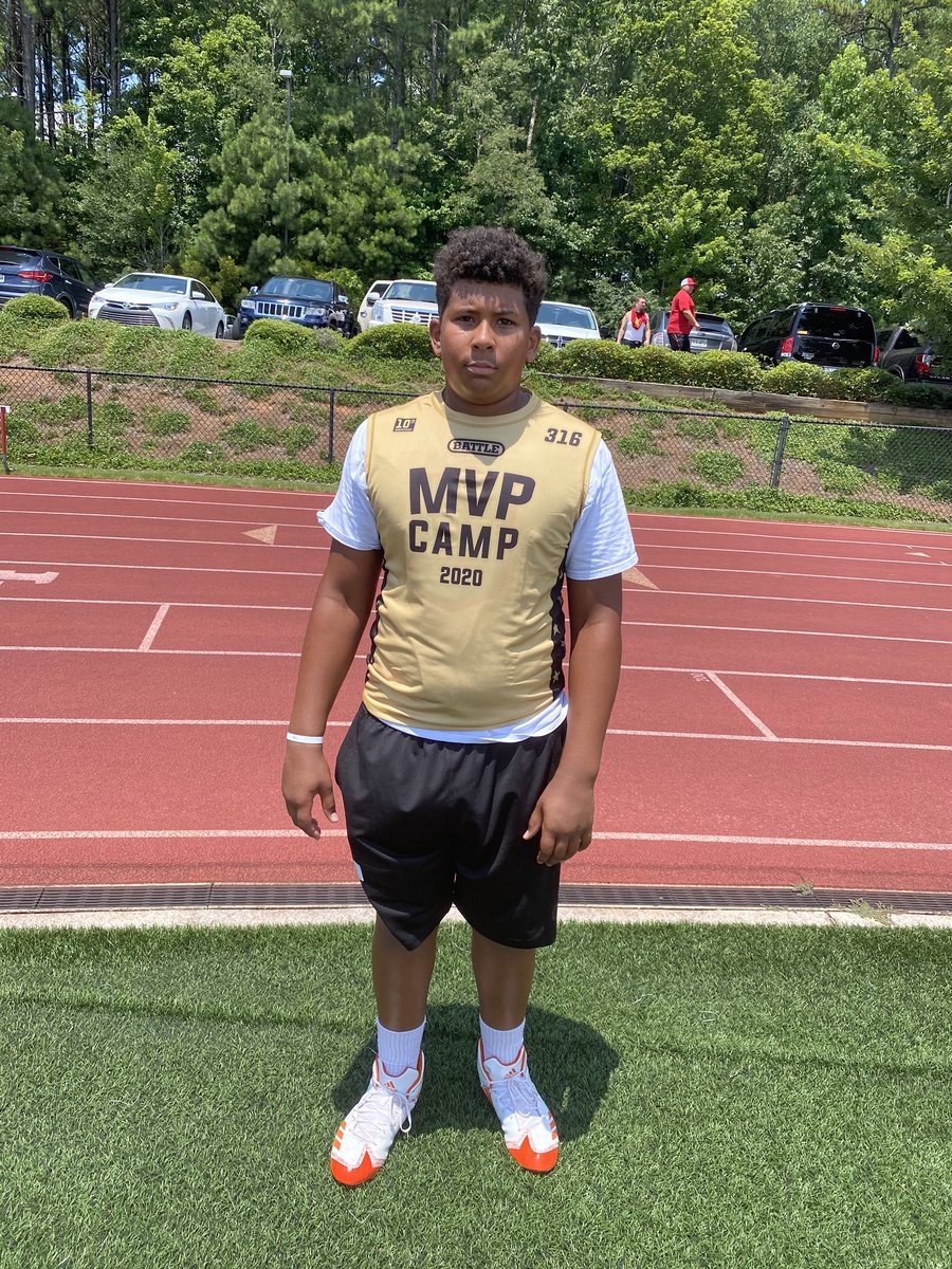 2025 OL Brayden Jacobs @gatorboyrb held his own against the HS kids today <a href="/TheMVPCamps/">MVP Camp</a> @Mansell247 <a href="/ChadSimmons_/">ChadSimmons</a>  #MVPCamp