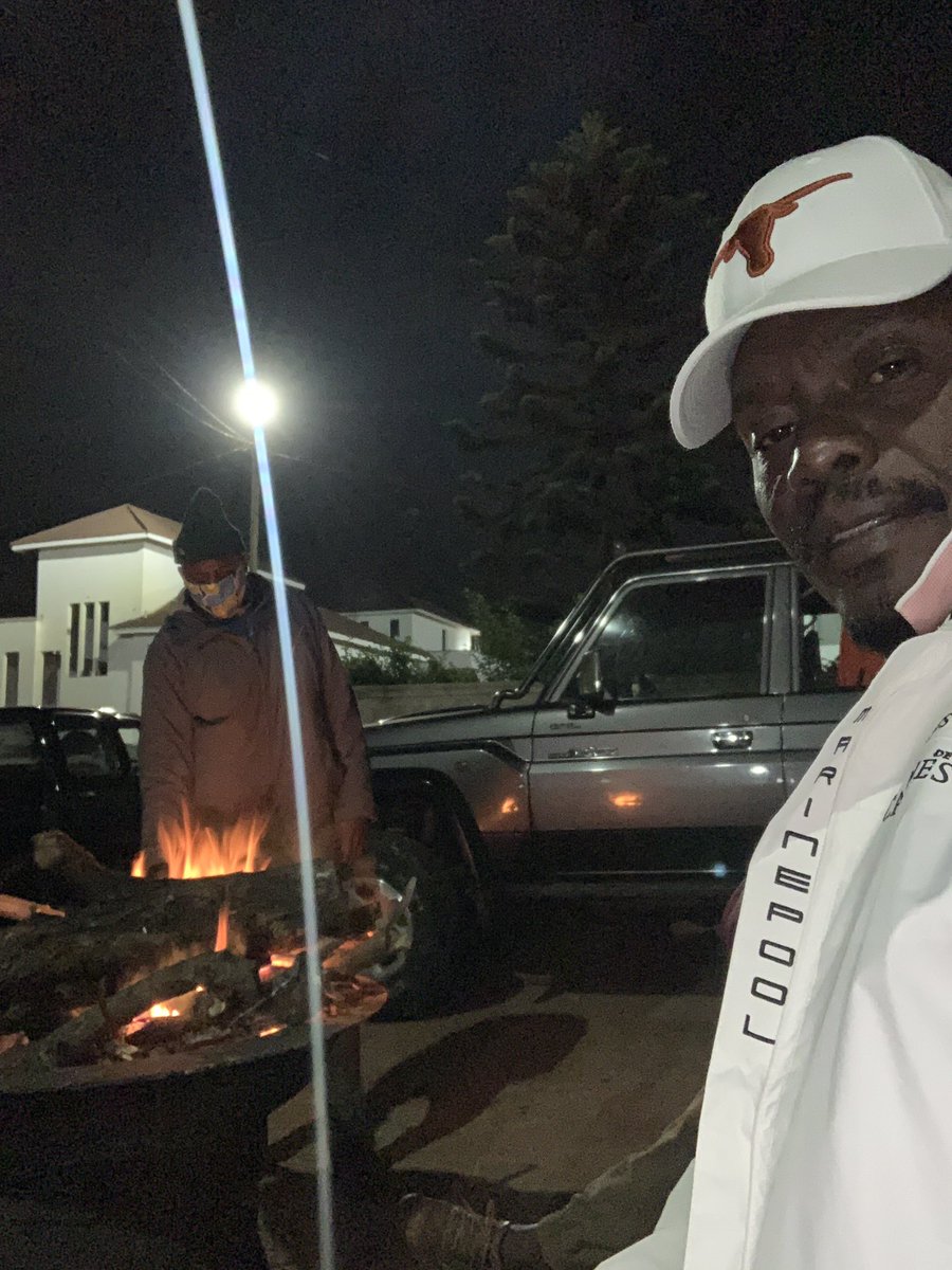 honkabogo's tweet photo. It’s been a long day. Thanks guys for going all the way. 👏👏 https://t.co/GRoRQkyAyE