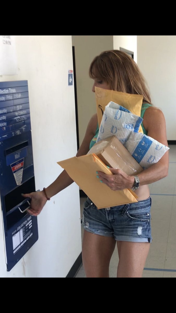 bansheesmoon's tweet photo. Like #ChristmasInJuly #farmgirl Sending out #knives, #calendars, #coffeemugs, #signed8x10 #tshirt and #coffee https://t.co/tEjFUO6tmG