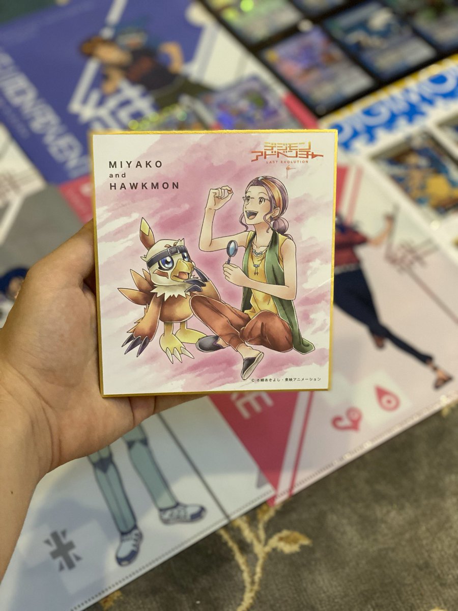 Digimentallyill's tweet photo. Finally got some Digimon stuff from Japan, i waited 5 months for these 😅🖤, i also paid 90$ for the shipping (Via DHL) which is insanly expensive 😤

Thank you @ShonenUps for Kizuna merch 😍 https://t.co/jpCNFlWbZl