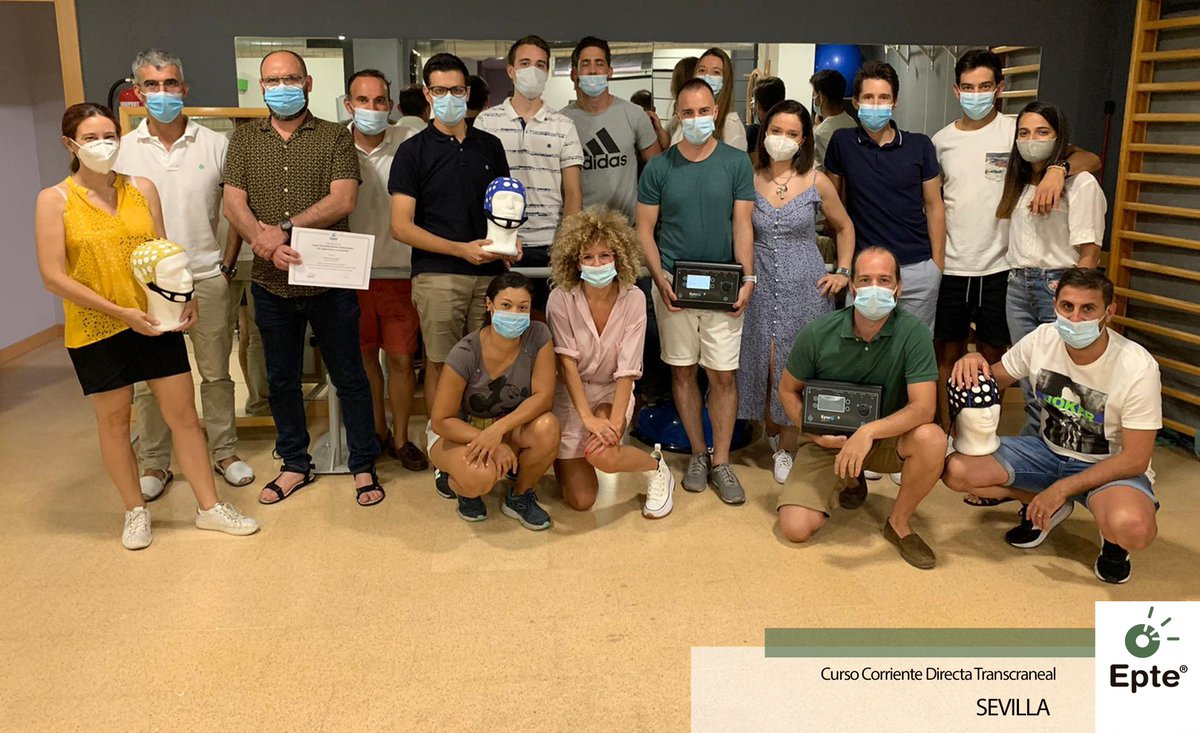 Fin de una formación fantástica en Corriente Directa #Transcraneal en Sevilla con el profesor Raúl Valdesuso <a href="/ValdesusoNMP/">Raúl Valdesuso</a> .

¡Gracias a todxs por este gran fin de semana! 🤗

#tdcs #corrientedirectatranscraneal #epte #eptebipolarsystem #formacion