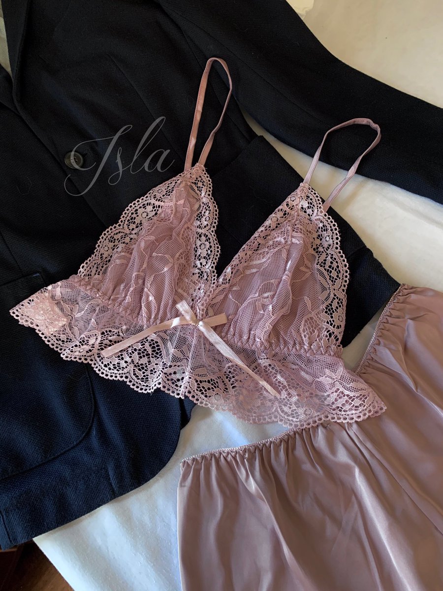 SarahSabrii's tweet photo. Check https://t.co/0tL3cM1Ypk for home wear. https://t.co/KwZQUxNWpB
