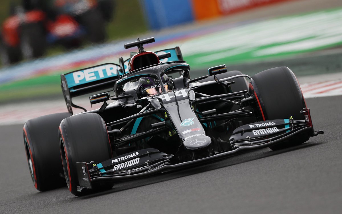 davve2010's tweet photo. Drivers+ MercedesW11=MONSTER @MercedesAMGF1 #hungarianGP #Threeinrow #F1 https://t.co/2WTdWSdxQw