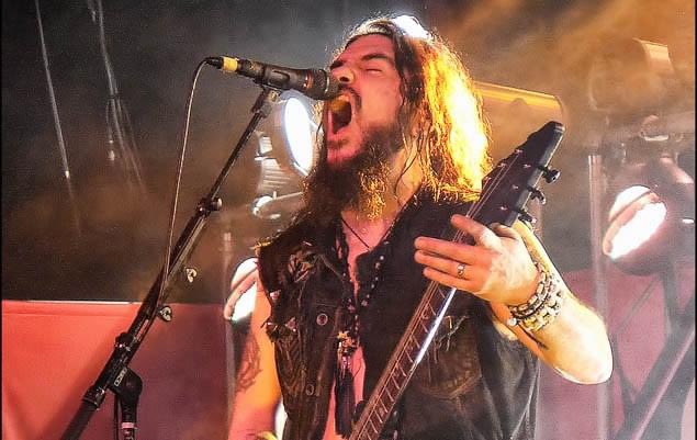 Happy 53rd birthday to Machine Head frontman Robb Flynn! 
