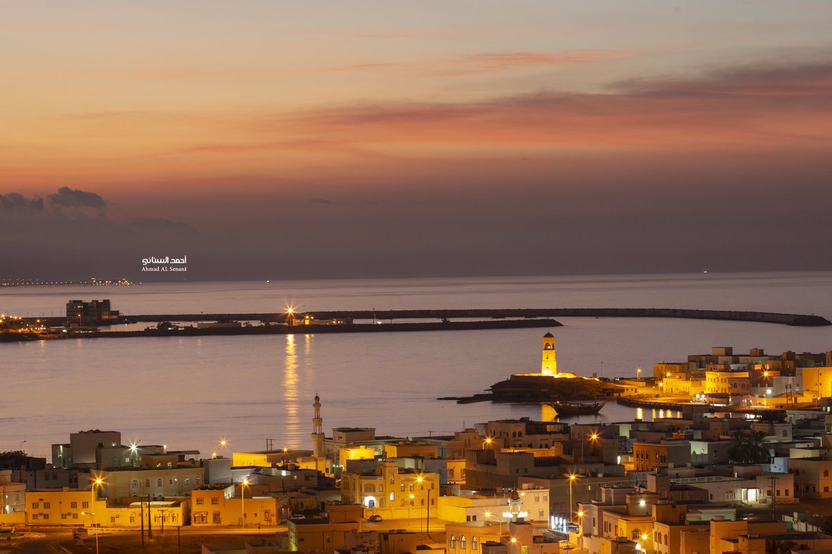 SenaniAhmad's tweet photo. غروب اليوم من الجميلة ولاية صور  #منخفض_الشعرى https://t.co/kkN5YfK3Aw