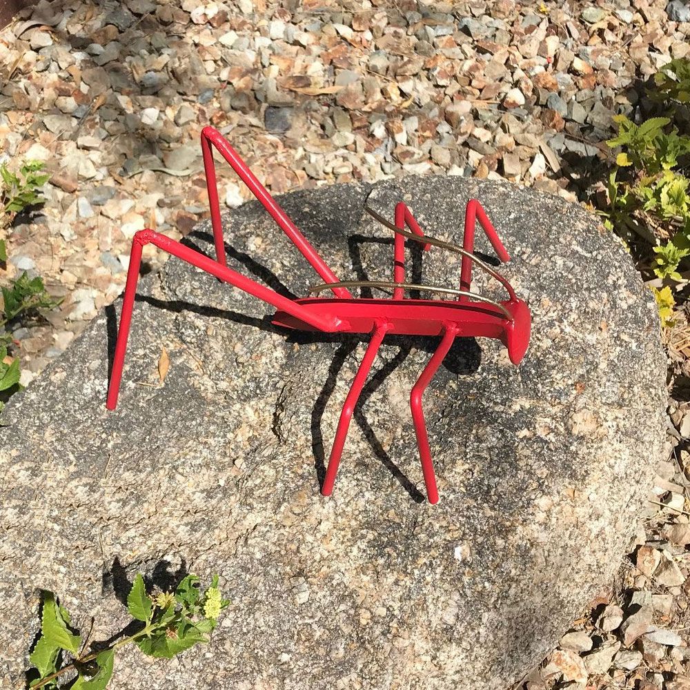 Red Jiminy found his forever home in a beautiful mountainside setting ....
.
.
#cricketsculpture #cricketart #bugsculpture #insectsculpture #bugart #insectart #yardart #yardsculpture #gardenart #gardensculpture #KevinCaronArt