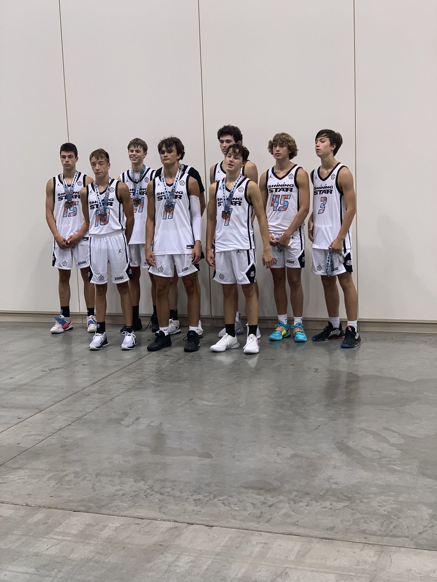 preid4505's tweet photo. Championship bracket runner up, losing on a banked in buzzer beater 3 in OT! Great weekend going 4-1.  Hope we get to do it again next weekend! https://t.co/gKGZ8Nn0Ac