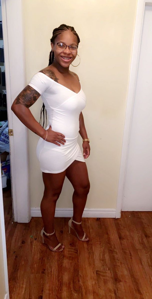 JustSatorii's tweet photo. Some days Ise a real lil boy and others I just is wan put on a dress and let my coochie breathe dawg 😩 https://t.co/p6dH7GwIh0