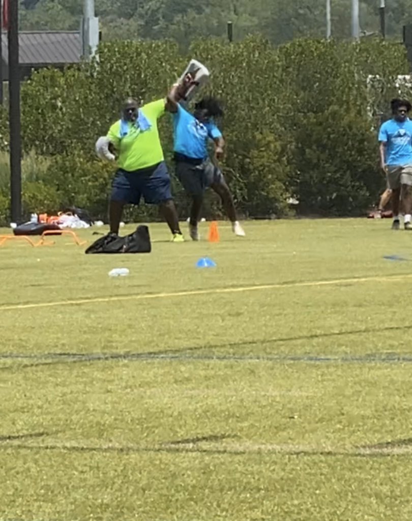 BraydenQB14's tweet photo. Congratulations bro on earning your spot in the top 5 at the @elitegashowcase! @saucy_pooh Yessss sirrr💯✊🏼 @N_H_S_Football @TVspecial31 @tyallen5050 https://t.co/smdLVfpYuh