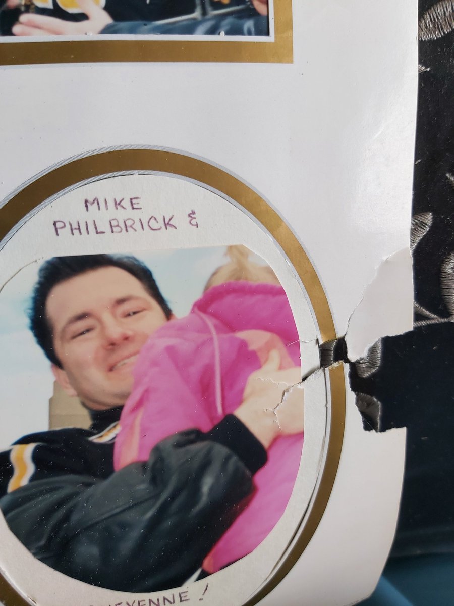 Tammy_2018_01's tweet photo. #FlashBack1999 #greycupchamp #77Philbrick @MikePhilbrick99 @cheymyers92 My kids with Mike 21years ago @Ticats @CFL #imissfootball https://t.co/rXckFoNqDZ