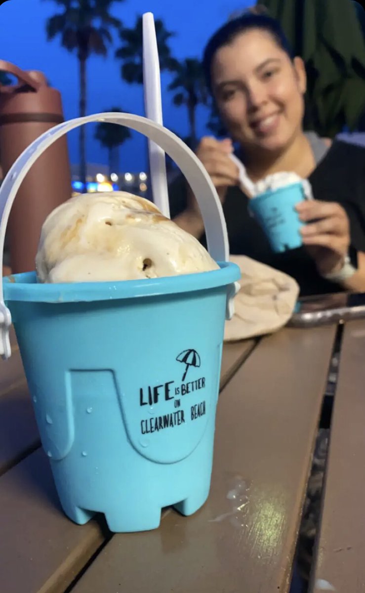 SabrinaBousbar's tweet photo. @RobertLyonsIA @mpatch57 @PeterMDanos @kyjaf @larrywbj Here is mine!! Took the fam with me too😋 #conecount https://t.co/QzEejdXzif