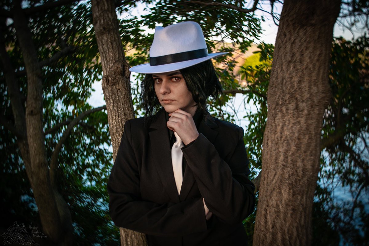 RoyalSlothCos's tweet photo. Gunna toss my wig into the #CosplayersUnder1k #CosplayersUnder500 tags. 

I’ve been cosplaying since about 2010-11 &amp; after sometime I found that my favorite things to cosplay are vilains &amp; old men. I still do feminine cos &amp; modeling now &amp; then. 

My Insta is @/RoyalSlothCos https://t.co/zvnQob4s29