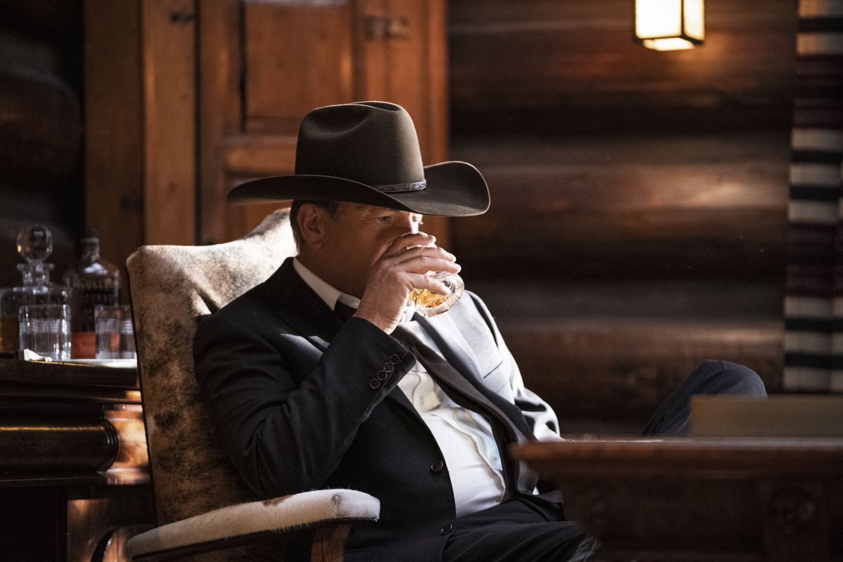 Kevin Costner & MW tweet media