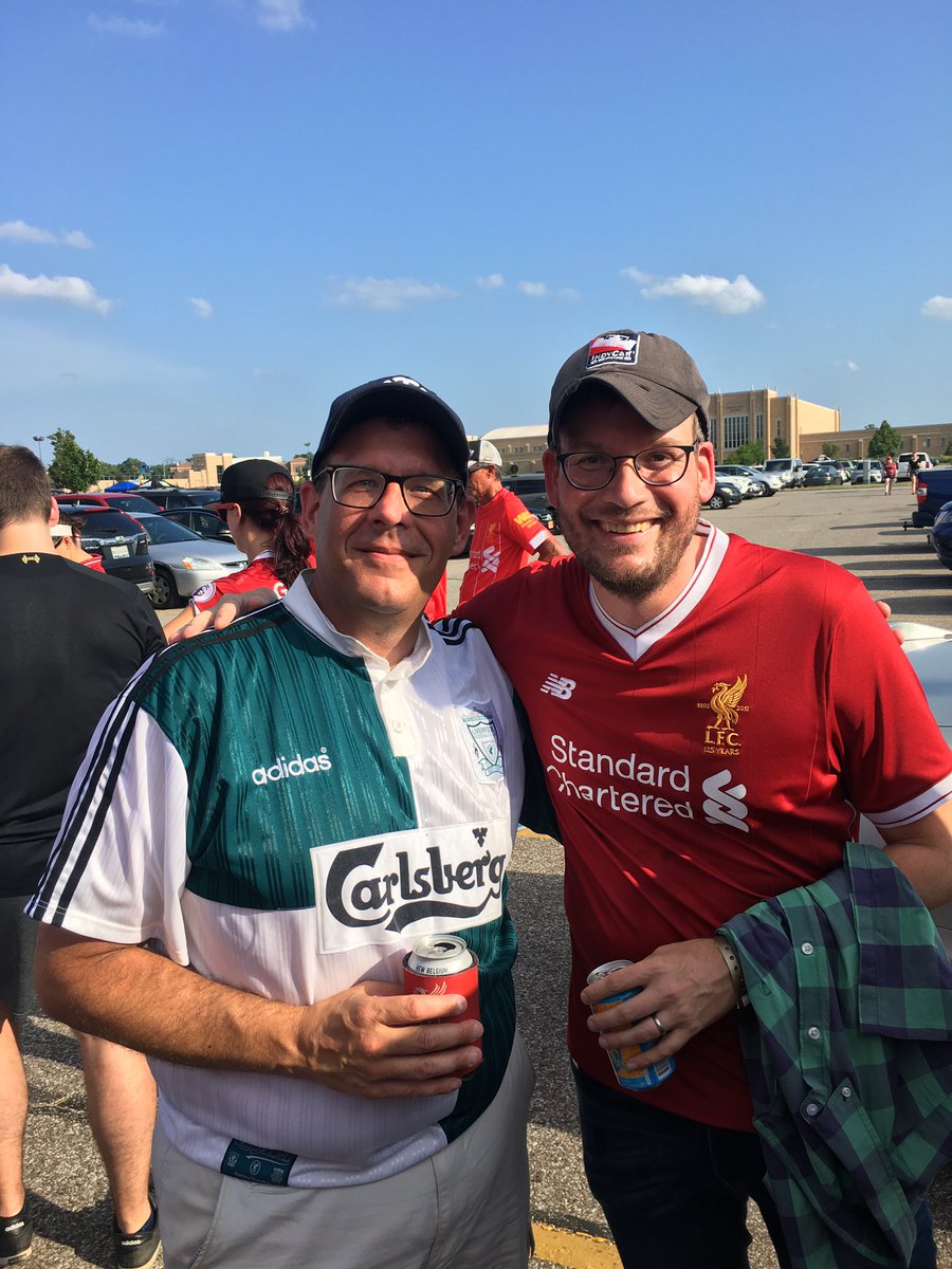 BryanSTL's tweet photo. @LFCUSA @BlackYellow With #IndyRed @sportswithjohn. #SaintMarysBelles βοΈπ https://t.co/kqJTfZdyK8