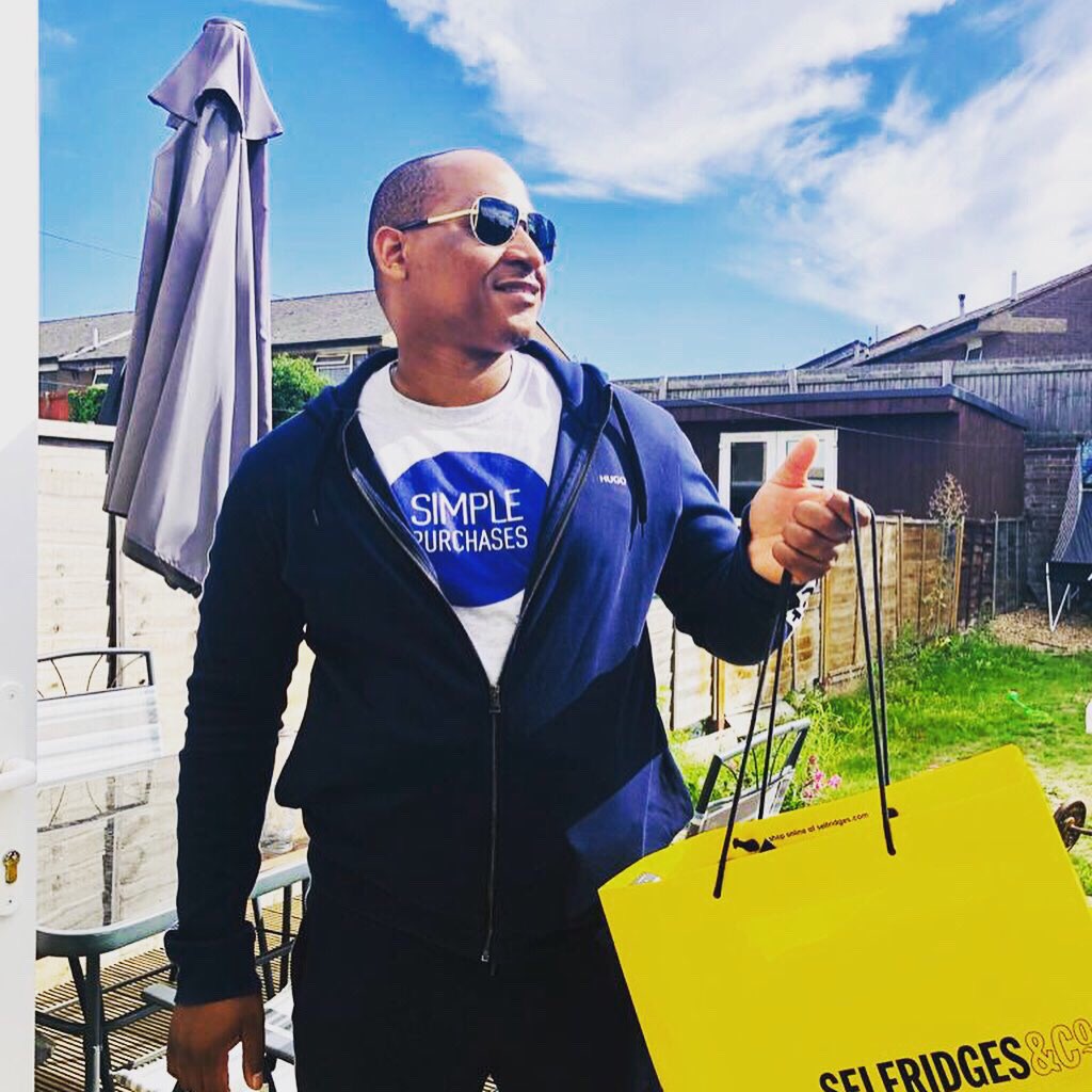 PurchasesSimple's tweet photo. Completing customers orders with @Selfridges Earn as you spend with simple purchases Limited #simplepurchases #earnasyouspend #shoppingservice #booking #purchase https://t.co/1NR4j3LkUV