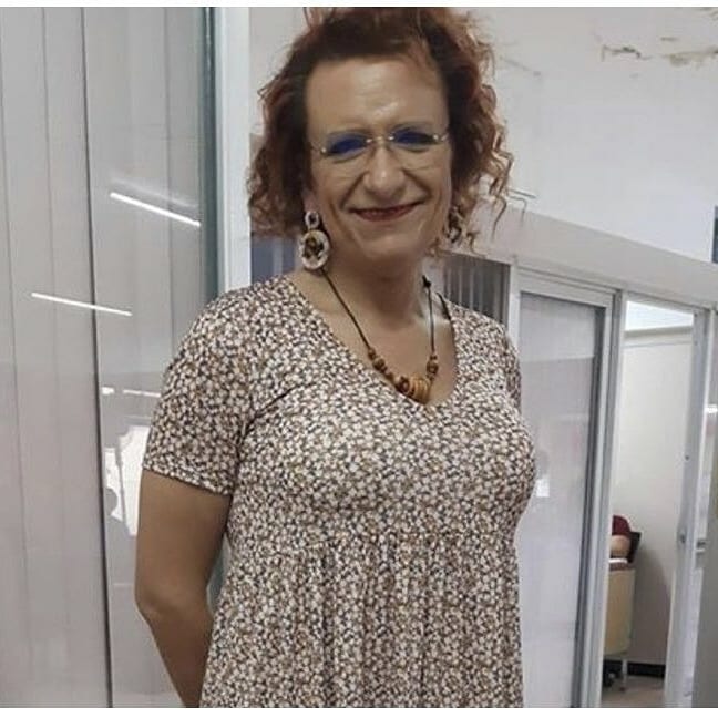 Hoy se cumple un mes de que dieran la horrible noticia de que encontraban el cuerpo sin vida de María Elizabeth Montaño Fernandez, doctora y activista, dedicaba su vida a buscar buena atención médica para la población trans. 
#JusticiaParaElizabeth #noolvides #pride 🏳️‍⚧