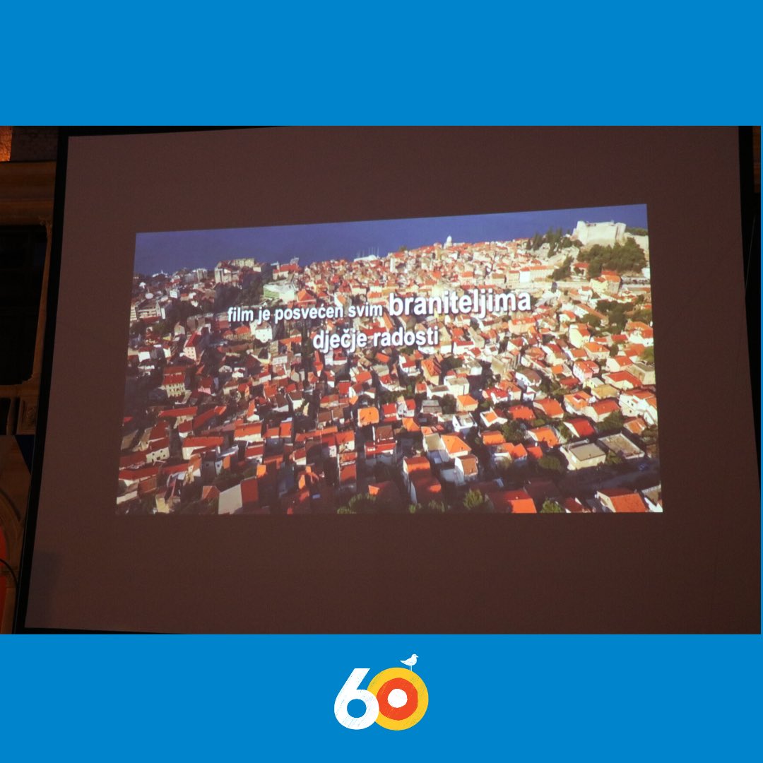 MdfSibenik's tweet photo. [Zatvaranje Festivala]

Festival smo zatvorili u subotu 4. srpnja projekcijom  filma 🎞 ,,Obrana dječje radosti – Međunarodni dječji festival u Domovinskom ratu 1991. – 1995.” i otkrivanjem skulpture ,,Dječak s kišobranom" hrvatskog kipara Kažimira Hraste. https://t.co/cwJJuQ9Yyo