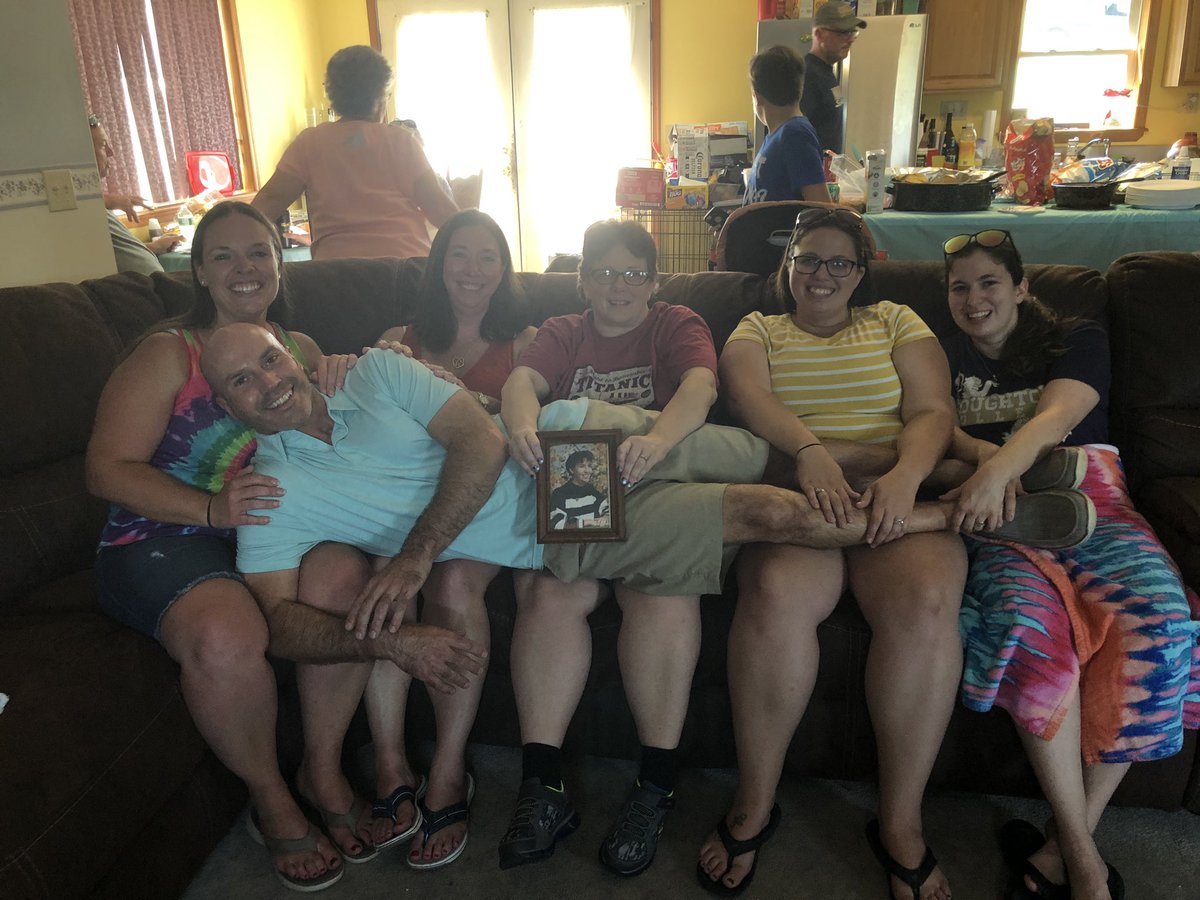Sent a big thank you to my aunt and uncle for hosting the annual clam bake last night.  Playing with these little ones made my night! #twehowl #twemm <a href="/twehowl/">Tom Wilson Elementary</a>