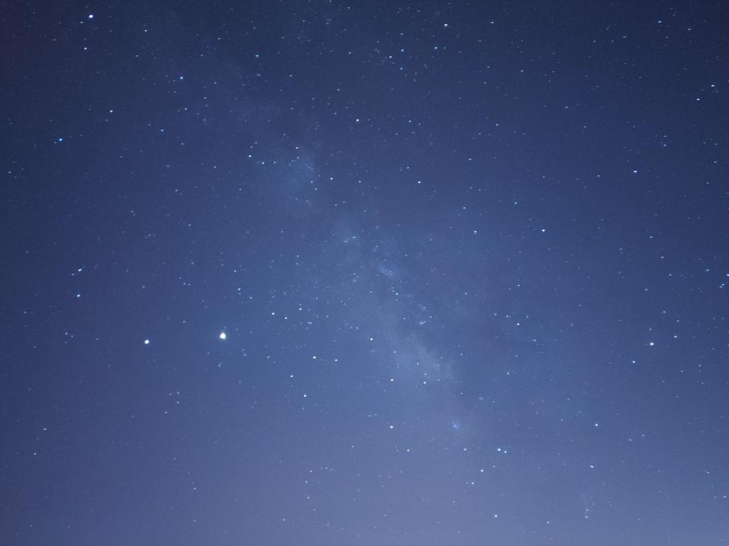 a1iyusef's tweet image. Tonight's sky view on Wide and Ultrawide
#promode #xiaomi #mi9
