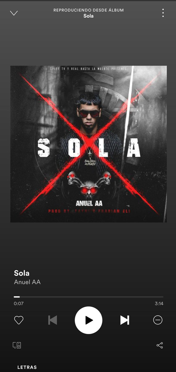 killerrfrost_'s tweet photo. No sé ustedes pero cuando salió esta canción, yo estaba viviendo una de las mejores épocas de mi vida https://t.co/RwZtpHISQr