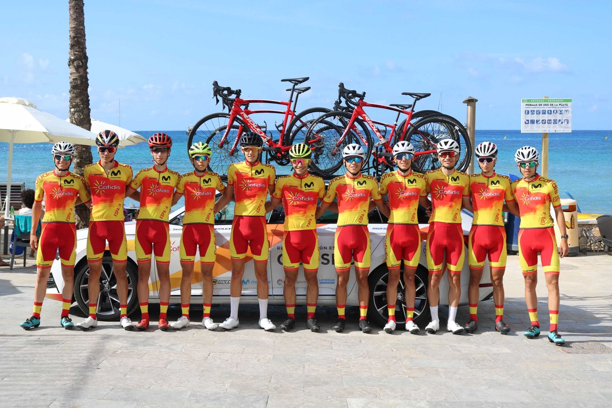 MarinRocamora's tweet photo. @RFECiclismo @ciclistacofidis @deportegob Muy agradecido a @RFECiclismo  por haberme dado la maravillosa oportunidad de participar en la concentración de la selección española junior en Altea.🇪🇸 
Para mi ha supuesto un enorme orgullo y una gran satisfacción compartir unos días con los mejores corredores de mi categoría. https://t.co/RIhRdVwNAz