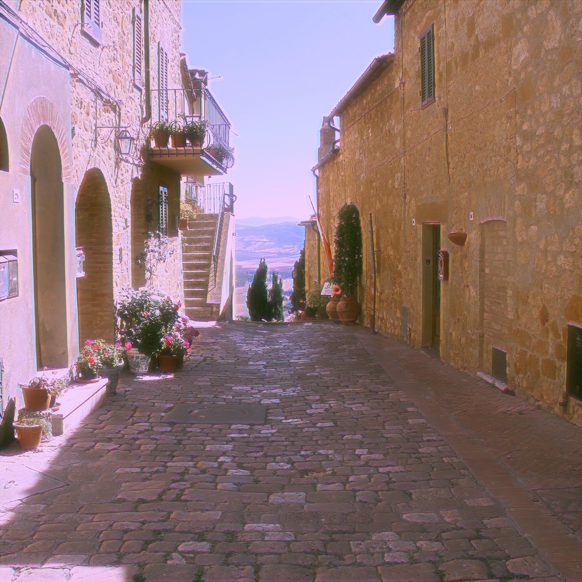 rosytopolina's tweet photo. Italy 📍 by me 📸 https://t.co/9QrC8hMRiA