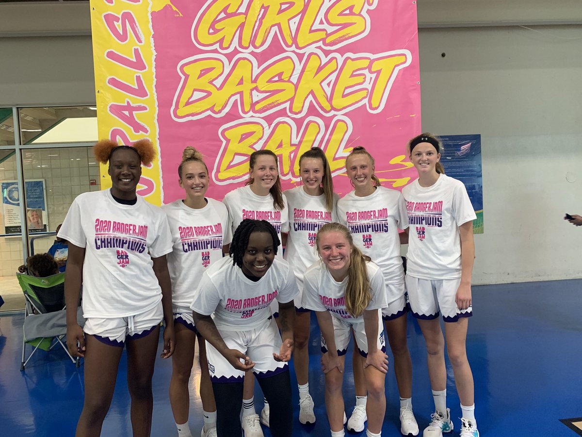 jrallstarevents's tweet photo. 🚨🔥 #BadgerJam 🔥🚨
@jrallstarevents
Presented by: @JrAllStarBB 
2021 Bader Jam Champs!
@flightelitebb 
#OneFocusGirlsBasketball https://t.co/wWVokNGEPo