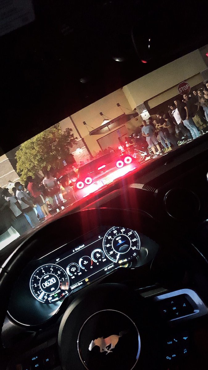 PaviBassi1's tweet photo. Car Meet Views &amp; Vibes https://t.co/vA0oRiKLio
