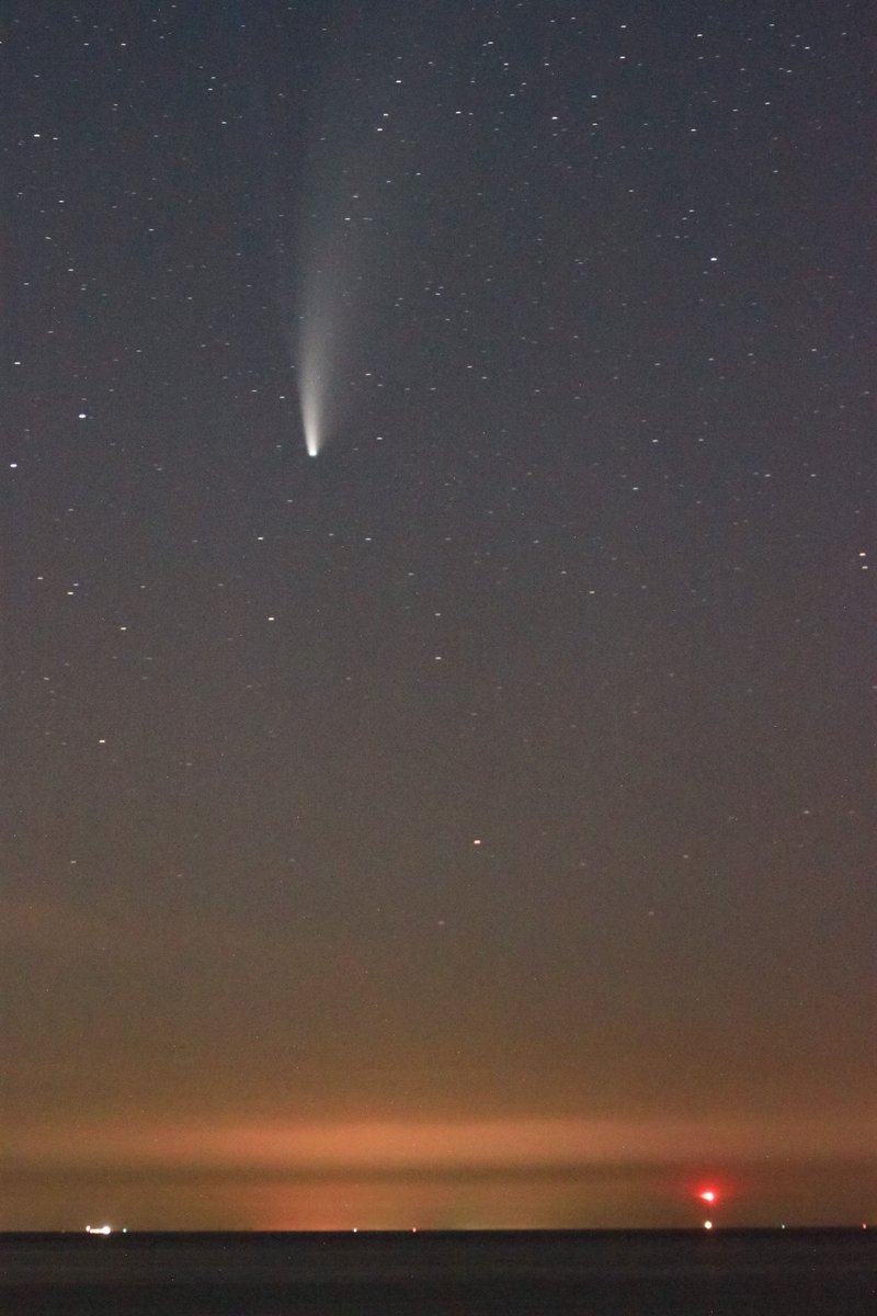 Comet NEOWISE shines on! The comet's white dust tail and blue ion tail were both clearly on view from the beach at Tankerton yesterday morning <a href="/Kent_Online/">KentOnline</a> <a href="/WilmingtonGSG/">Wilmington Grammar School for Girls</a>