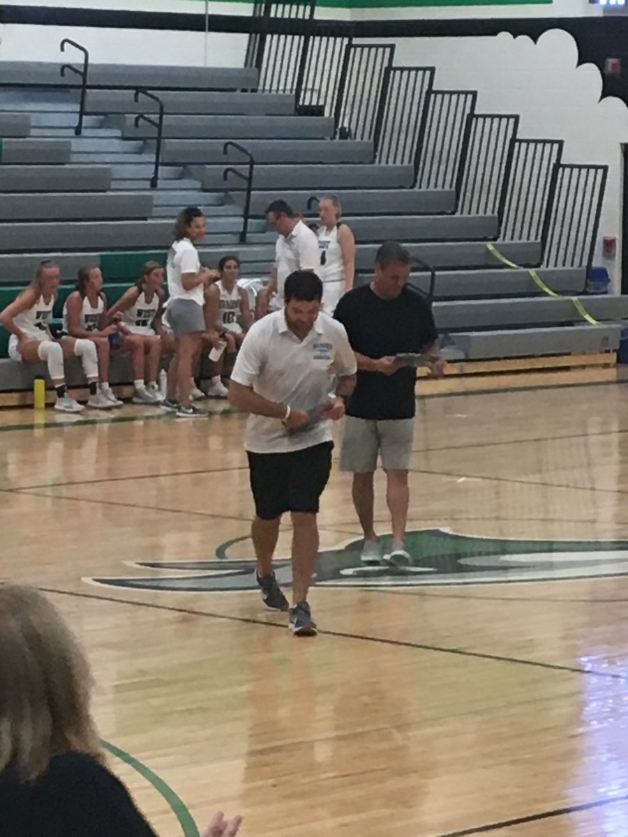 Goods1009's tweet image. Bennington with a good day at the Metro Basketball Coaches Association All Star Game. Player of the Year ⁦@MileyPrine⁩ and Coach of the Year John O’Connor.