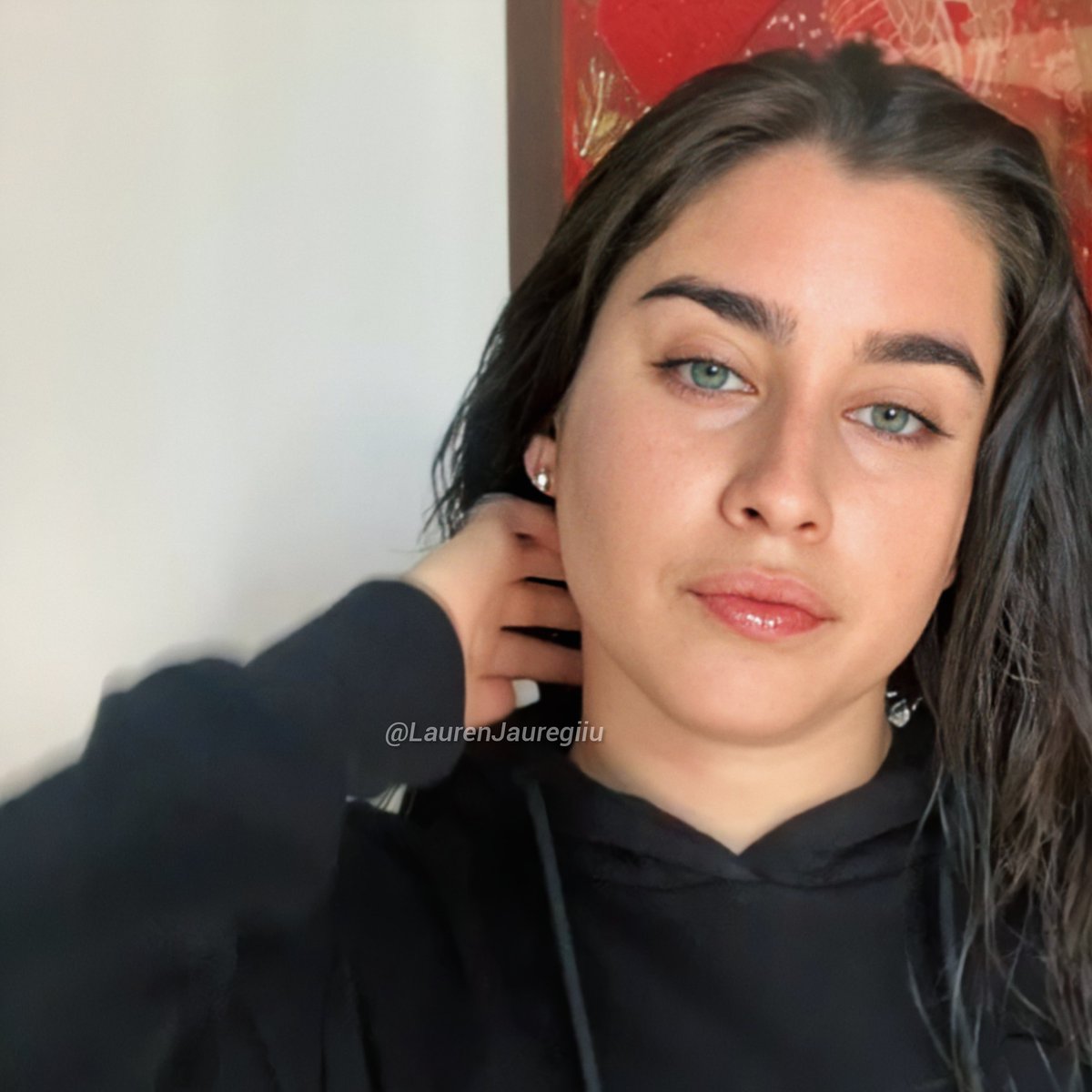 WeLoveYouLMJM's tweet photo. La perfección se llama Lauren Jauregui. https://t.co/bPf0vC8CSU