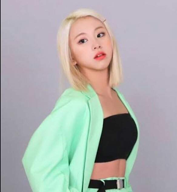 Minnie que ama a Rosé and Lisa tweet media