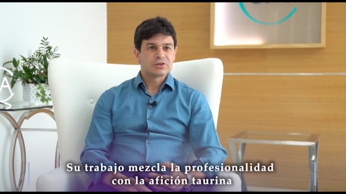 tierratorosCEX's tweet photo. Conocemos a @JAClinic qué ha tratado a muchos personajes del toro. Y ahora tiene un nuevo reto... https://t.co/khXXdnIgs4 @cextremadura https://t.co/JsCI4do9jJ