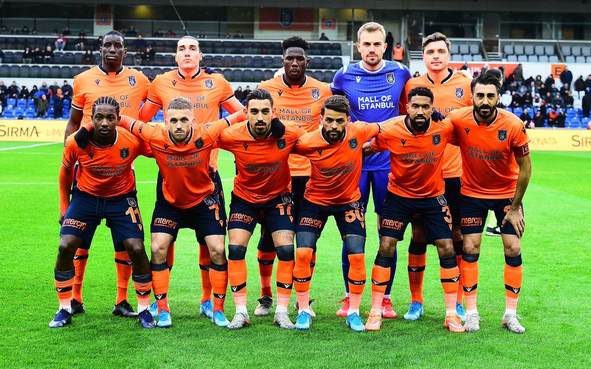 #TürkiyeninYeniŞampiyonu <a href="/ibfk2014/">RAMS Başakşehir</a>  👏👏👏👏
