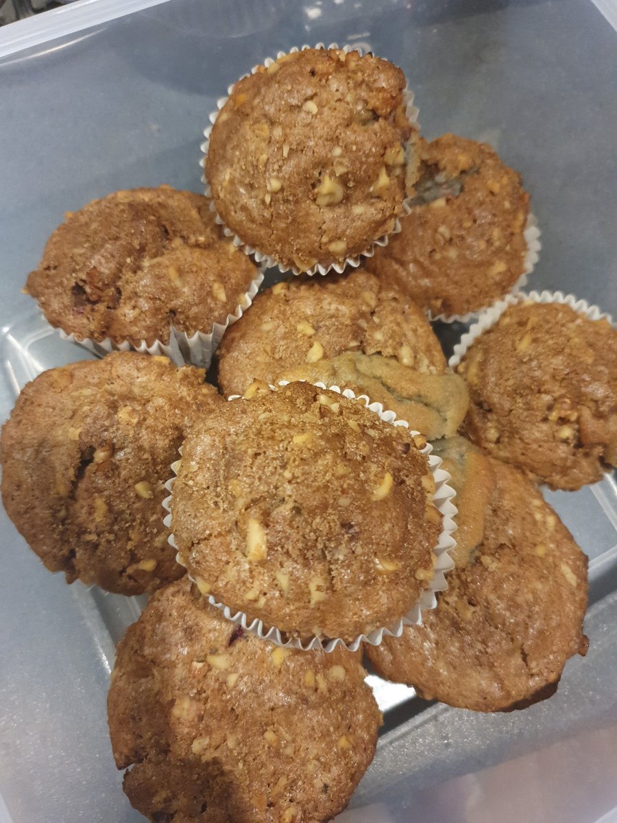 OrmanKate's tweet photo. @edwards_dr2 @Clive_Hill @teachyscience These are my current offering. Blueberry muffins with streusel topping https://t.co/naocs3rohK