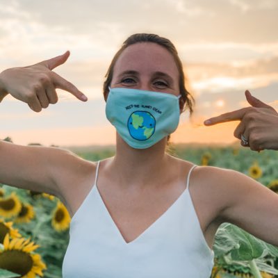 SOUPerStar131's tweet photo. Just your friendly reminder to #WearAMask and make sustainable choices #NewProfilePic https://t.co/GJwgY41CCI