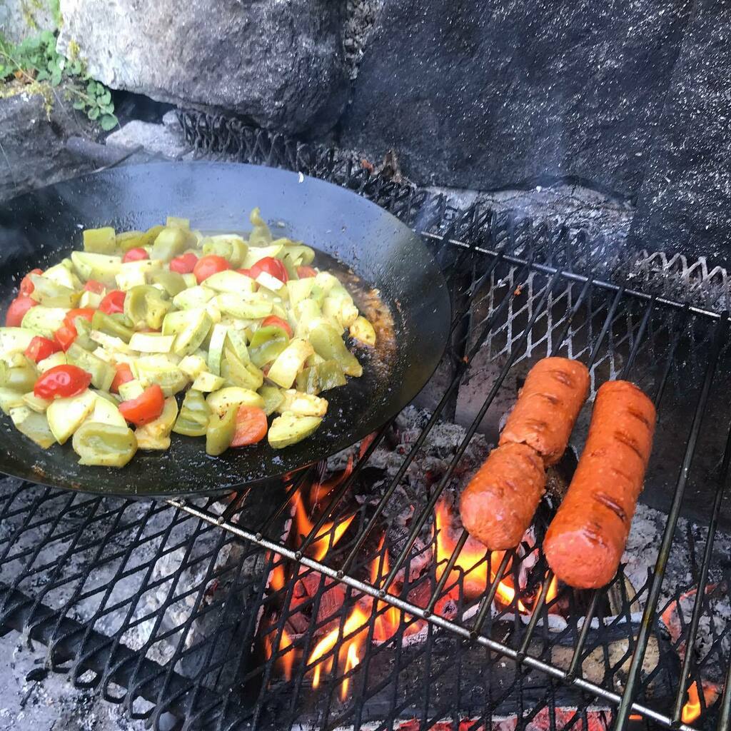 pamaire's tweet photo. New Instagram pic : Essai des Incredible Saucisse Mexican Style
#insidersincrediblebbq #PAMphoto https://t.co/tVYAIr9jZg
