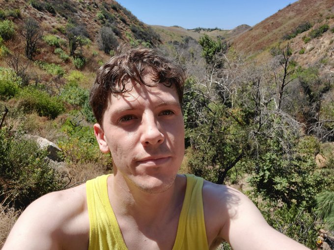 Went for a hike in Malibu yesterday! https://t.co/6wTK9NCuSR
