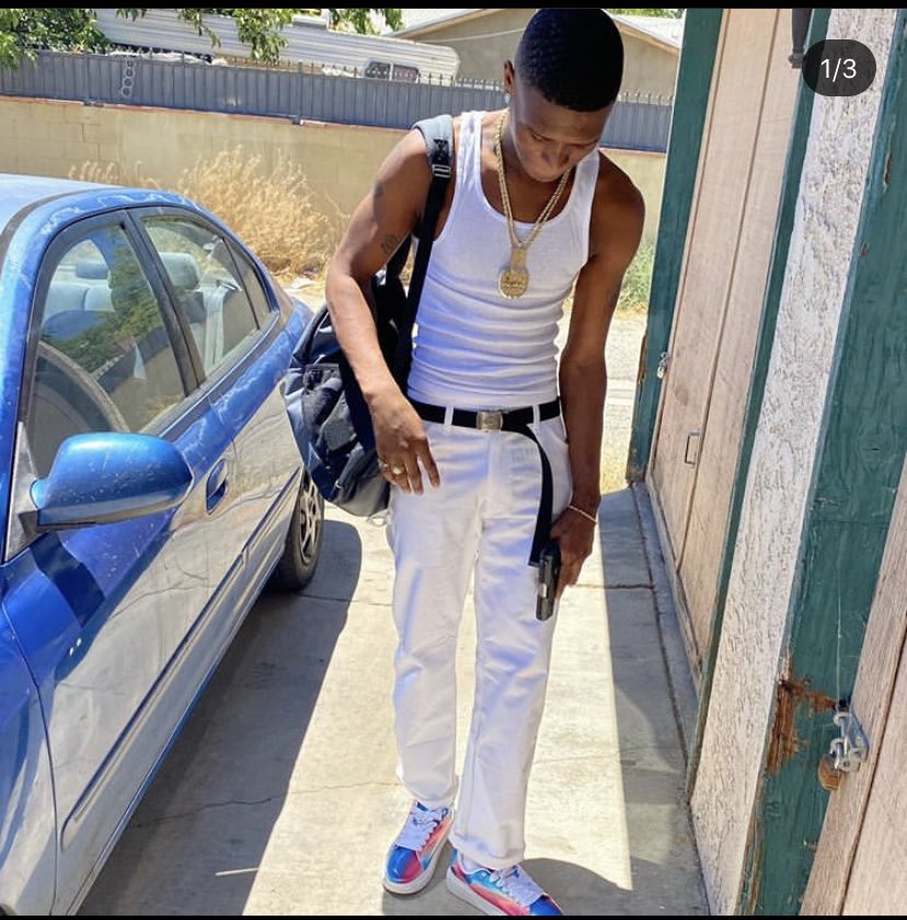 hoodtrophybino_'s tweet photo. Alexander McQueens wit dickies jeans “Durk voice “ 💰🇭🇹🏆#freeflag #longlivejay #hoodtrophy @durkioworld @alexandermcqueen https://t.co/mVqQiDzAAp
