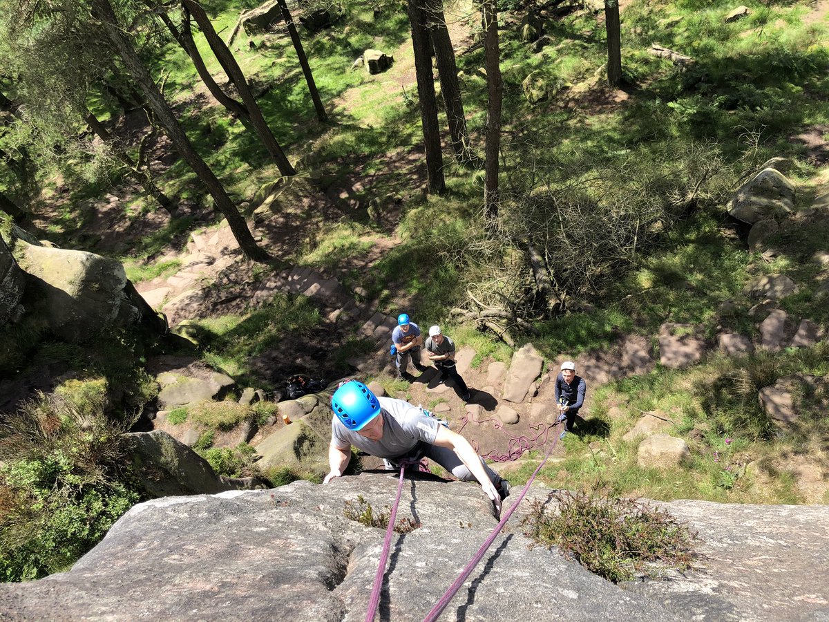 SparksPhill's tweet photo. Working with these four super psyched climbers this week was amazing. It’s great to get outdoors and introduce people to climbing! #tradisrad #getoutside #climbing_is_my_passion #rockclimbinginstructor https://t.co/7ZOXzsxfVJ