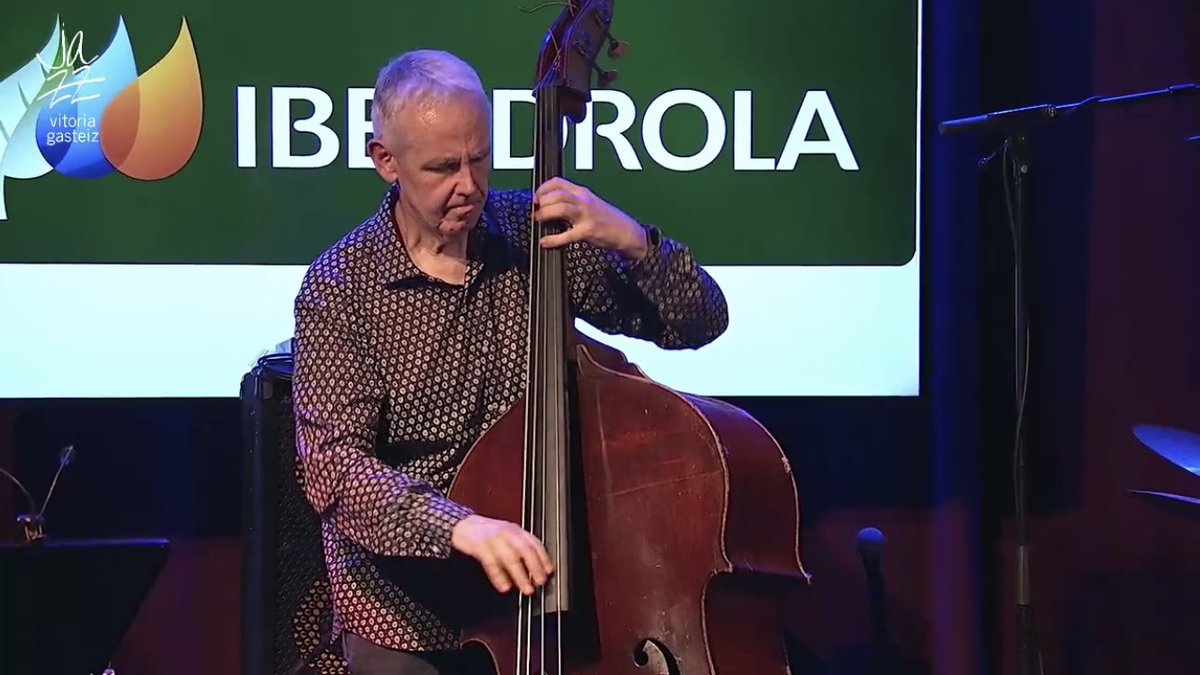 clubdejazzradio's tweet photo. No debería ser necesaria una pandemia para que los grandes festivales ibéricos se acuerden del maestro @Baldo_Martinez, pero valga la versión pequeño formato del @Jazzvitoria para ser conscientes de la belleza de su música. Con David Herrington, Juan Saiz y Pedro López. https://t.co/4RJOsJHl2V