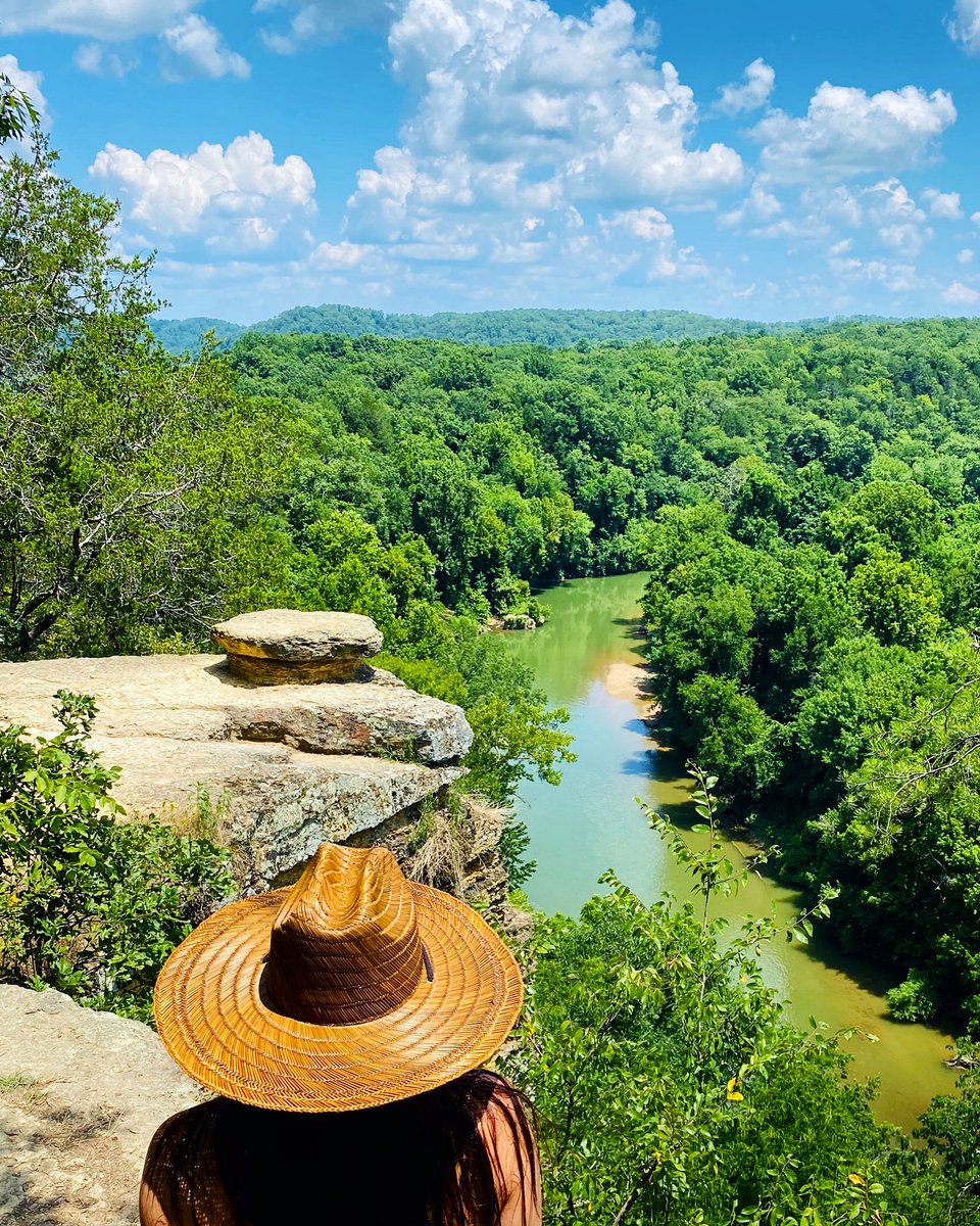 jamierboyd's tweet photo. Narrows of the Harpeth. Worth it. 💯👌🏽🌿💙😍💚 #harpethriver #narrowsoftheharpeth #tennessee #pretty https://t.co/niiFeqcJw2