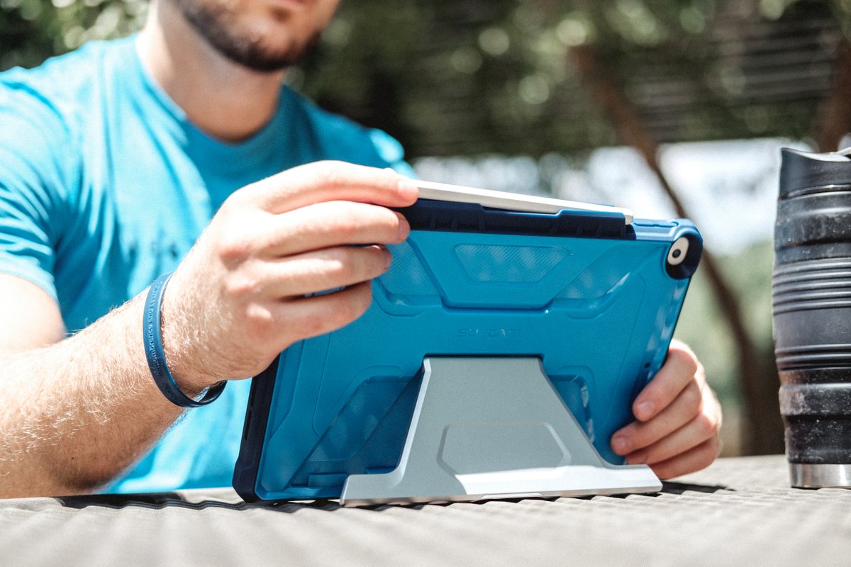 supcase_atl's tweet photo. Gotta hit them angles #unicornbeetle #ipad #microsoftsurface #supmycase https://t.co/mPQOteprQY