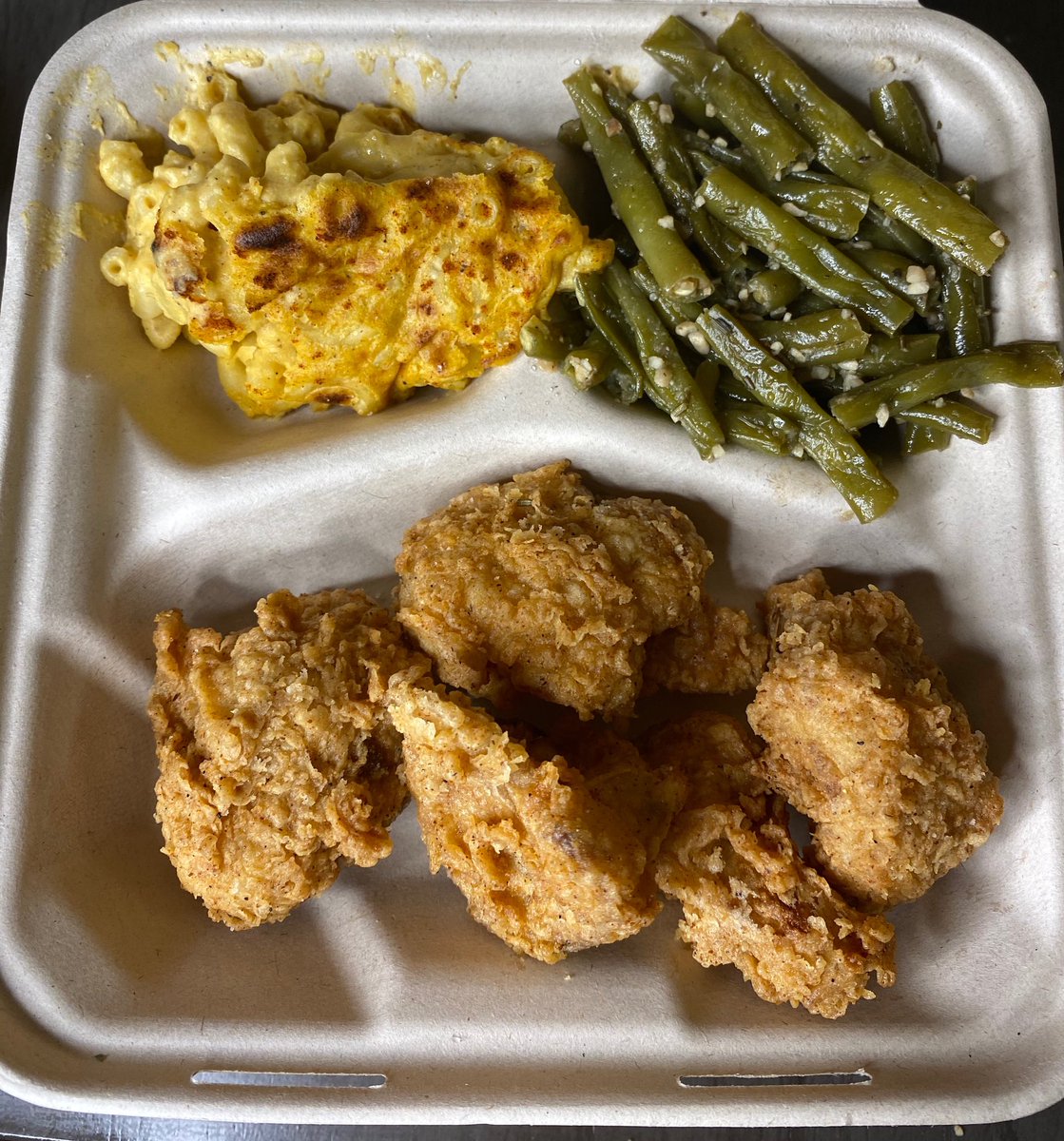 DMStrategyLady's tweet photo. When I tell you that my son and I just had the best #plantbased #veganfood I have ever had. We have a variety of vegan restaurant in #metroatlanta. @veganhippiesol @veganhippiecafe food is the best #vegansoulfood I’ve had in the almost 3 years that I’ve been vegan. #gotryit https://t.co/Vx4jVku0lh