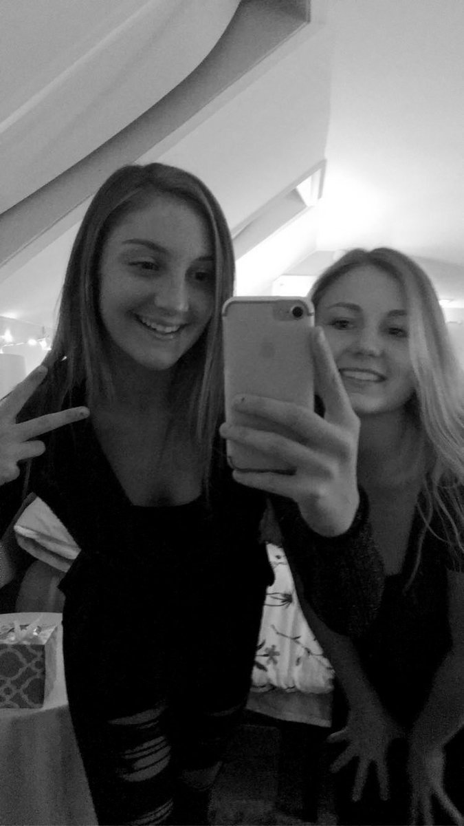 kennglow's tweet photo. happy birthday syd 🤍💜💕 enjoy being 18!!🎉😚 love you so much🥰 @sydneymueller8 https://t.co/MNX5GQN7yB