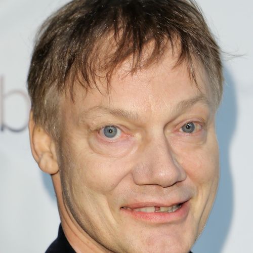 WE RADIO tweet media