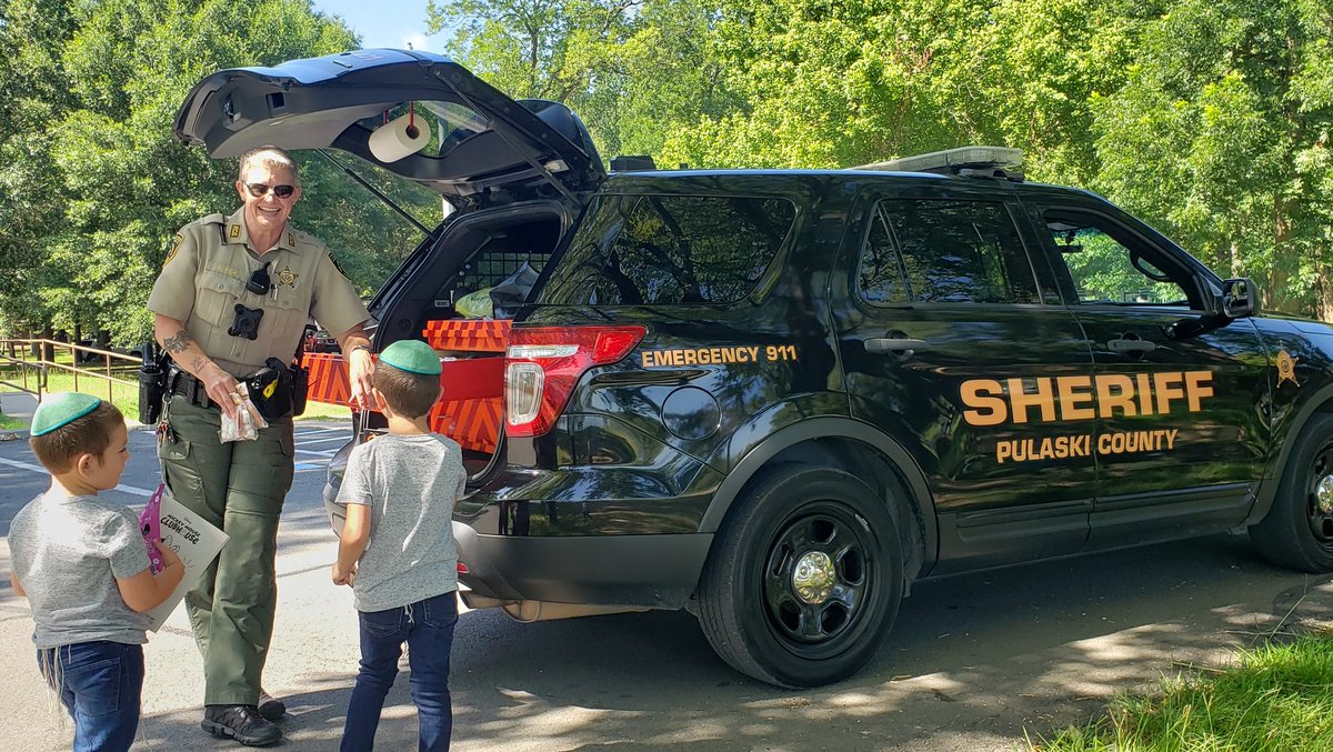 Yosef Kramer (@yosefkramer) on Twitter photo I'm not sure with what your local #sheriff equips itself, but my kids were surprised to meet <a href="/Arkansasgov/">Arkansas.gov</a> <a href="/SheriffPulaski/">Pulaski County Sheriff’s Office</a> with a drawer full of toys. #LawEnforcement spreading love. I'm not sure with what your local #sheriff equips itself, but my kids were surprised to meet <a href="/Arkansasgov/">Arkansas.gov</a> <a href="/SheriffPulaski/">Pulaski County Sheriff’s Office</a> with a drawer full of toys. #LawEnforcement spreading love.