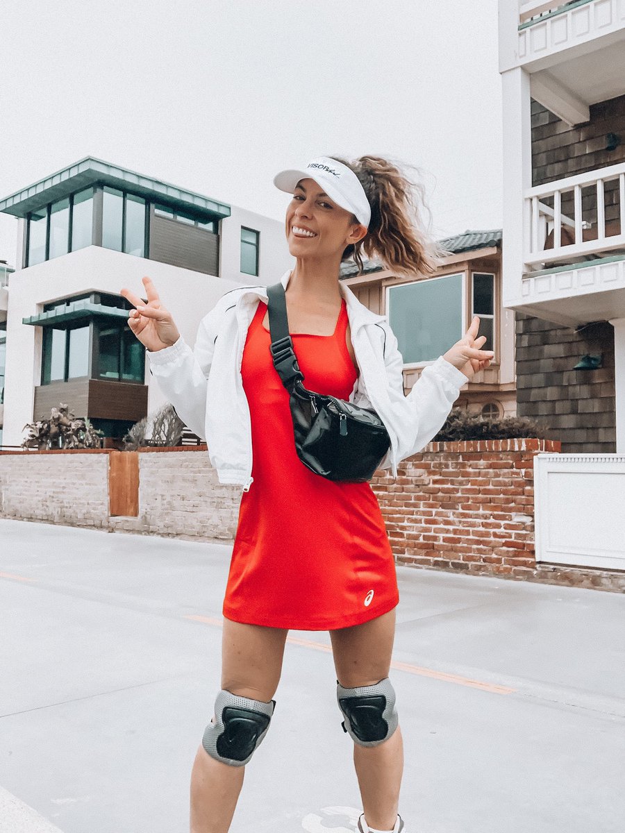 MichelleLeighLifts tweet media